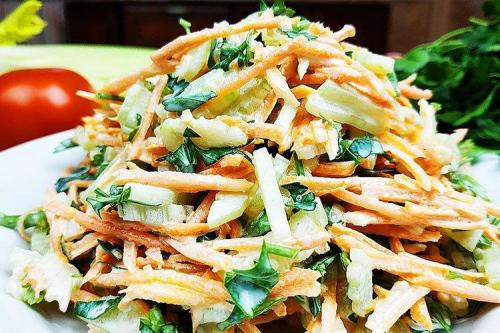 Сельдерей листовой рецепты приготовления. 20 вкусных салатов с сельдереем, которые стоит приготовить