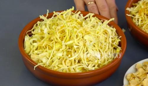 Секреты домашней сушки лука: простой способ сохранения вкуса и аромата 10 Секреты домашней сушки лука: простой способ сохранения вкуса и аромата 10